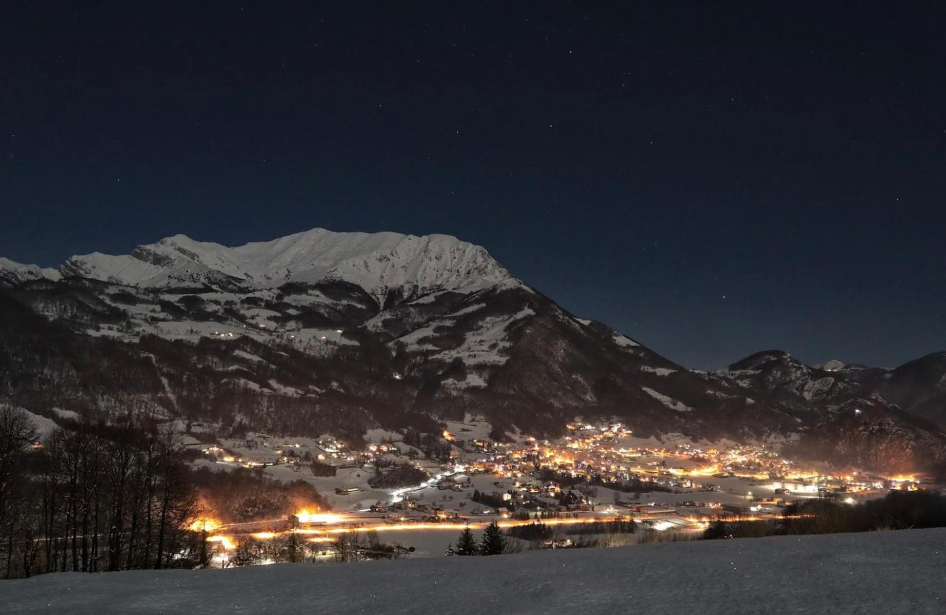Appartamento Vista Grigna, Natura,Sport E Relax Primaluna Esterno foto